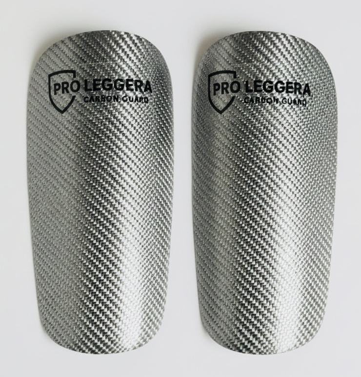 FOOTBALL SHIN GUARDS – ProLeggera Silver Guard (S)
